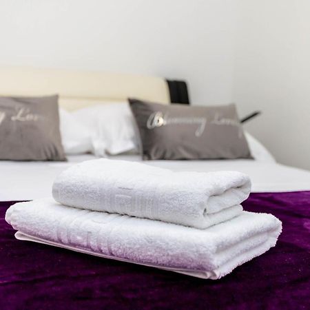 Holiday House Antique Kostanje Екстериор снимка