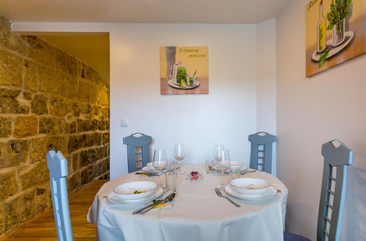 Holiday House Antique Kostanje Екстериор снимка